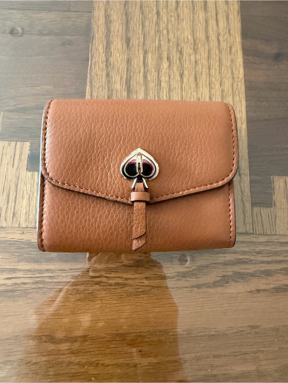 kate spade Tan Pebbled card case with Gold-Tone Spade Clasp